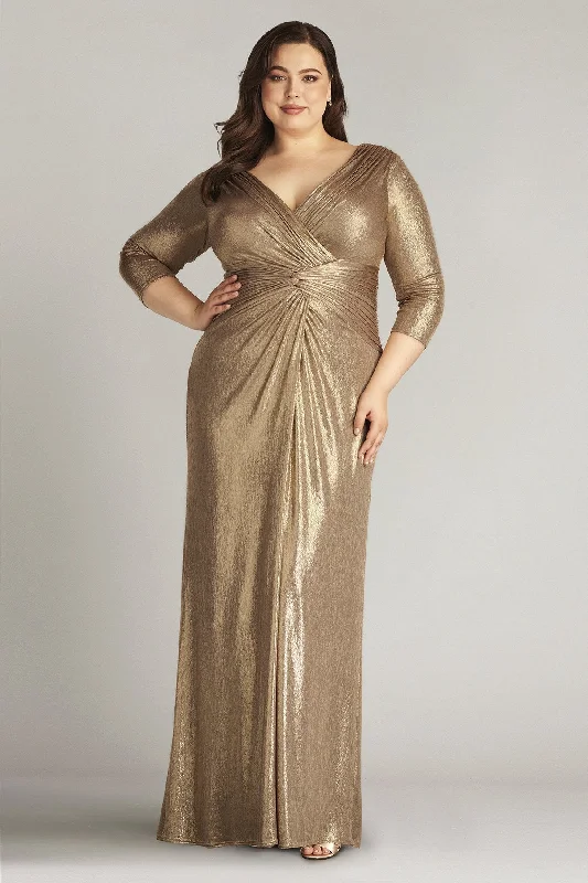 Tadashi Shoji BSJ24131LQ Long Formal Metallic Plus Size Dress